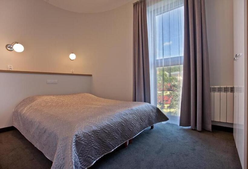 آپارتمان 1 خوابه, Urocza Art Pensjonat