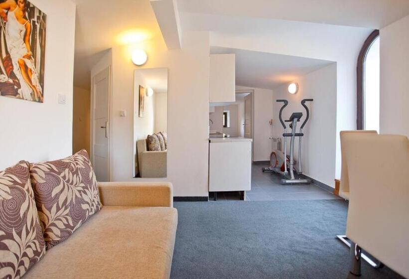 آپارتمان 2 خوابه, Urocza Art Pensjonat