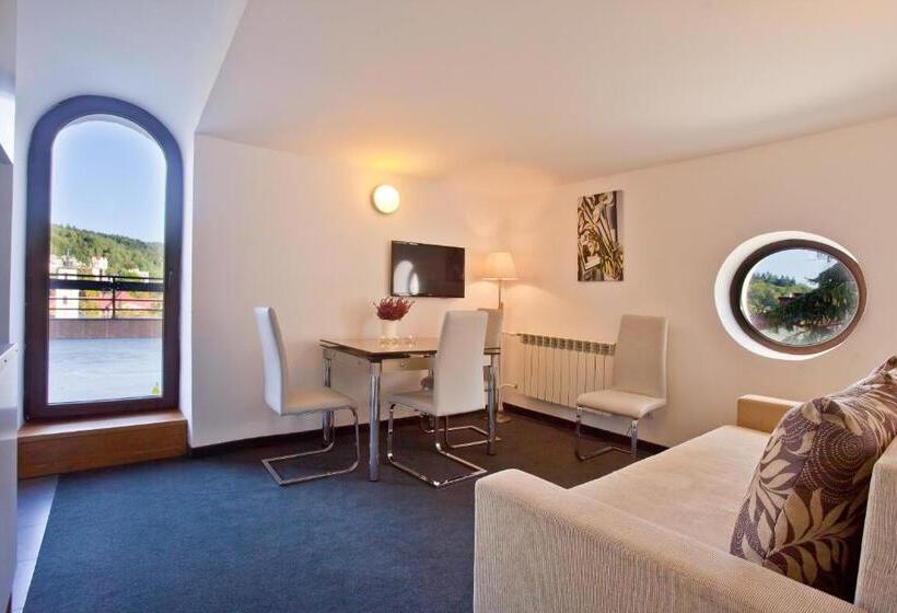 آپارتمان 2 خوابه, Urocza Art Pensjonat