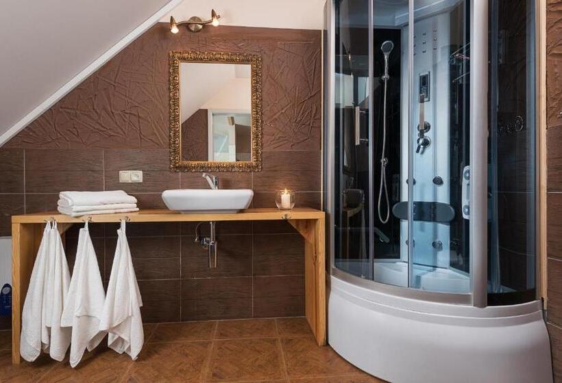 דירת שני חדרים, Villa Bezycer