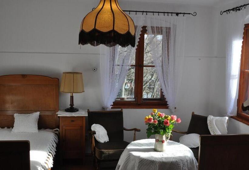 4인용 스탠다드 룸, Villa Nostalgia