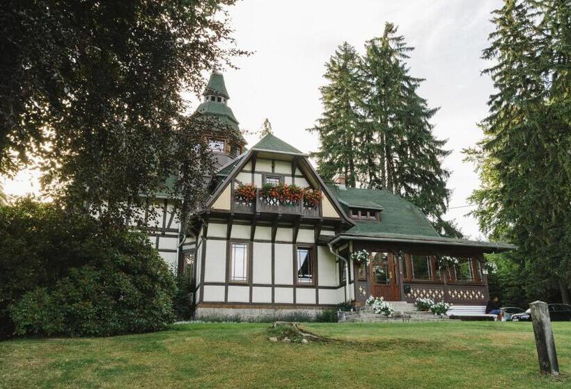 اتاق راحتی سه تخته, Weranda Z Widokiem Na Karkonosze