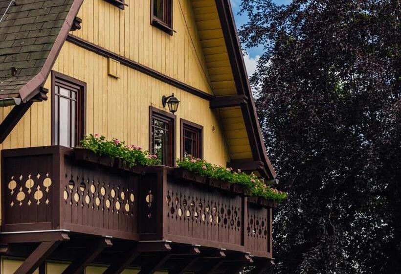 خانه 4 خوابه, Weranda Z Widokiem Na Karkonosze