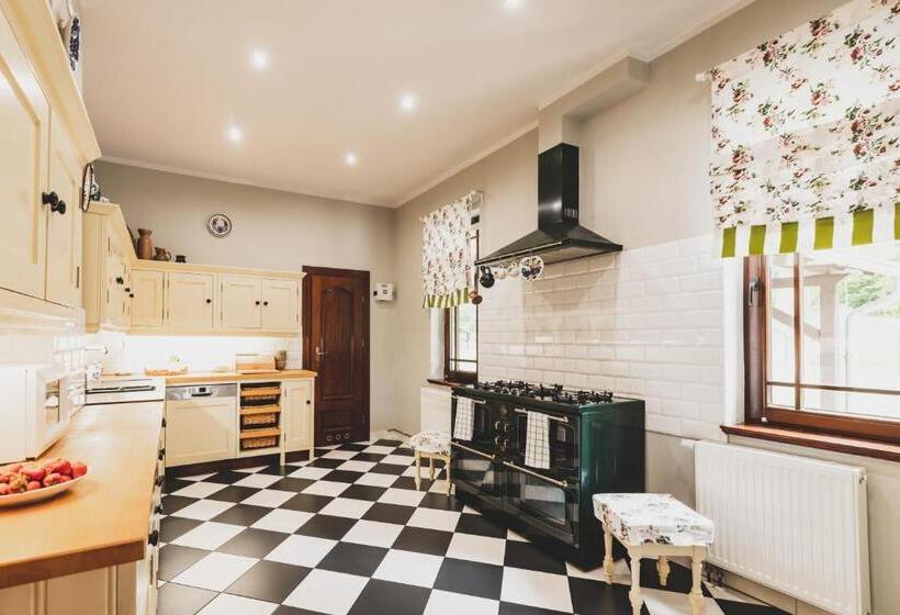 خانه 4 خوابه, Weranda Z Widokiem Na Karkonosze