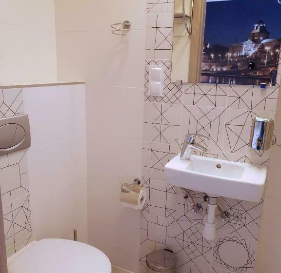 标准三人间, Hostel Annamarie