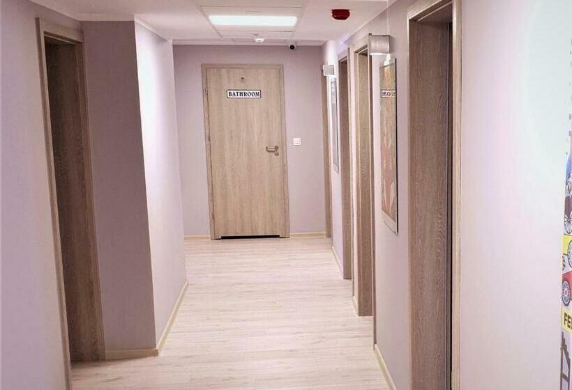 带共用浴室的标准房间, Hostel Annamarie