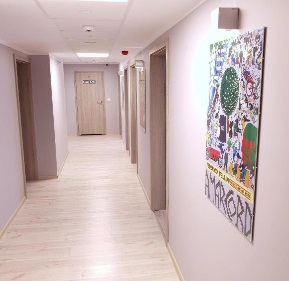 标准四人间共用浴室, Hostel Annamarie