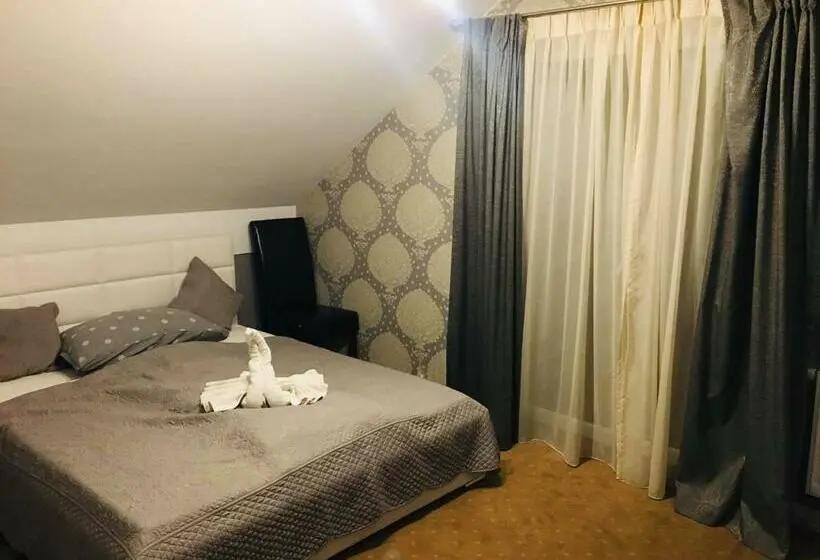 ファミリールーム, Hostel Lagoya Z Restauracją