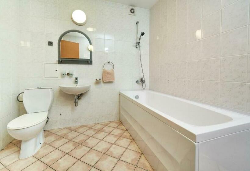 Family Suite, Hostel Relaks