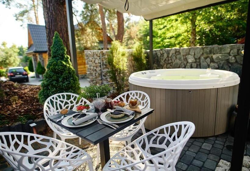 كوخ قياسي, Bacówka Radawa & Spa