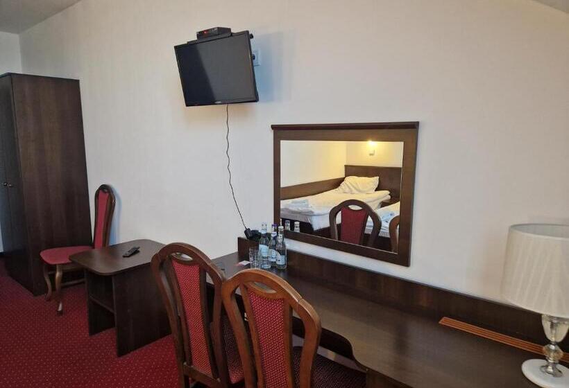 Номер Стандарт Трехместный, Korona Palace