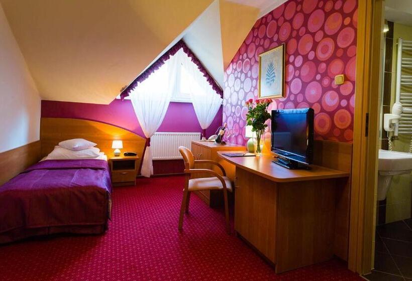 스탠다드 스튜디오, Ognisty Ptak