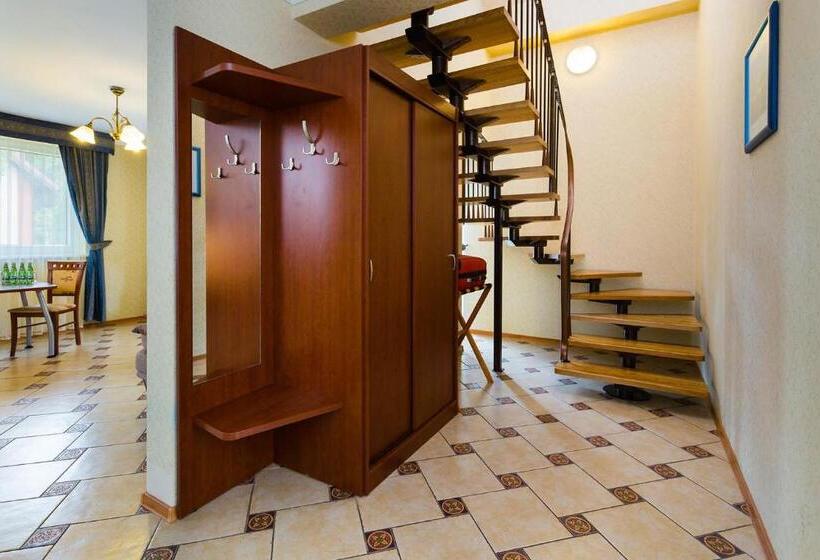 디럭스 방갈로, Ognisty Ptak