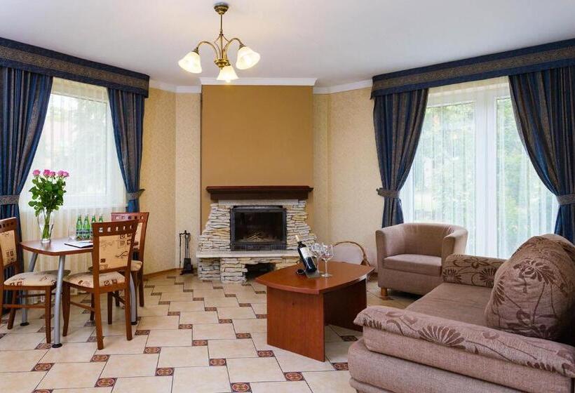 디럭스 방갈로, Ognisty Ptak