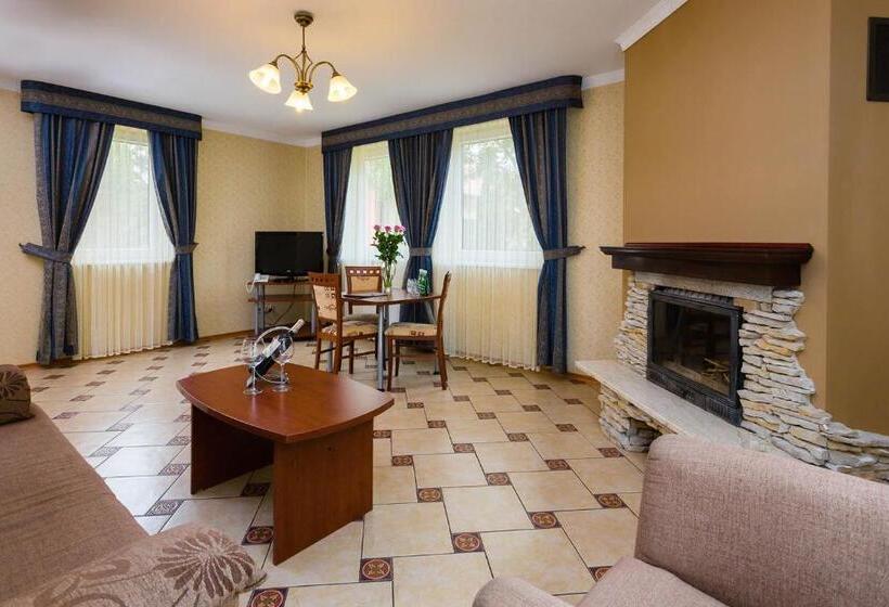 디럭스 방갈로, Ognisty Ptak