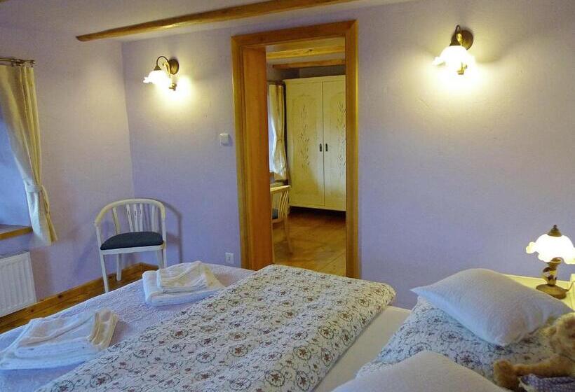 غرفة قياسية, Osada Jeździecka Bata