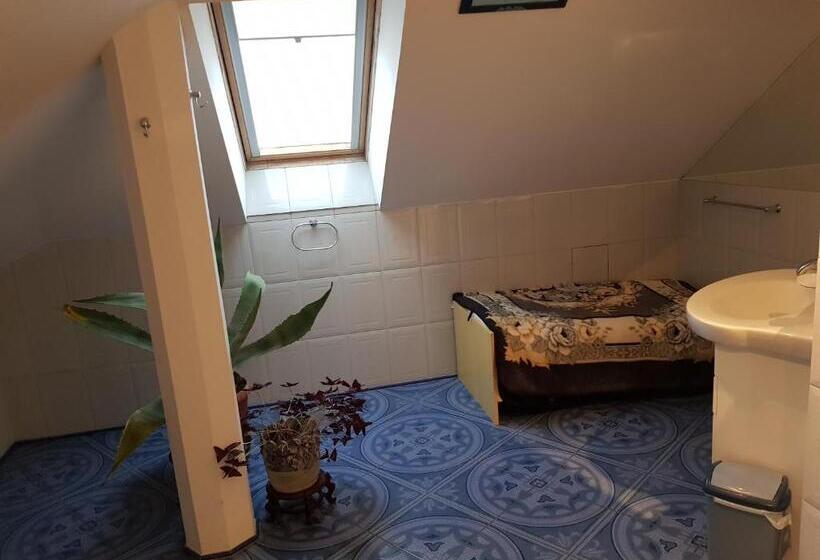 اتاق استاندارد چهارنفره با بالکن, Gościniec Słoneczny