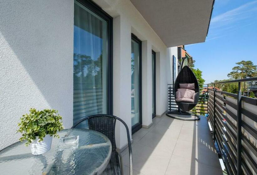 ドゥプレックスルーム, La Perla