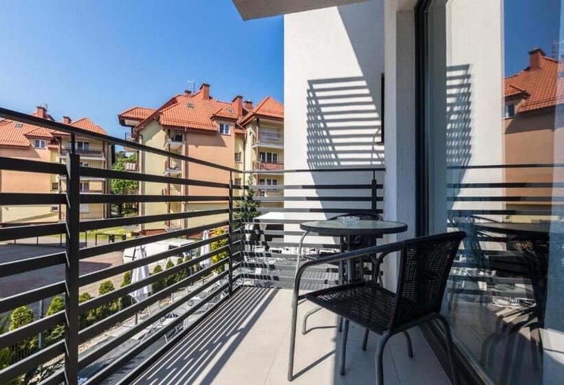 バルコニー付スタンダード４ベッドルーム, La Perla