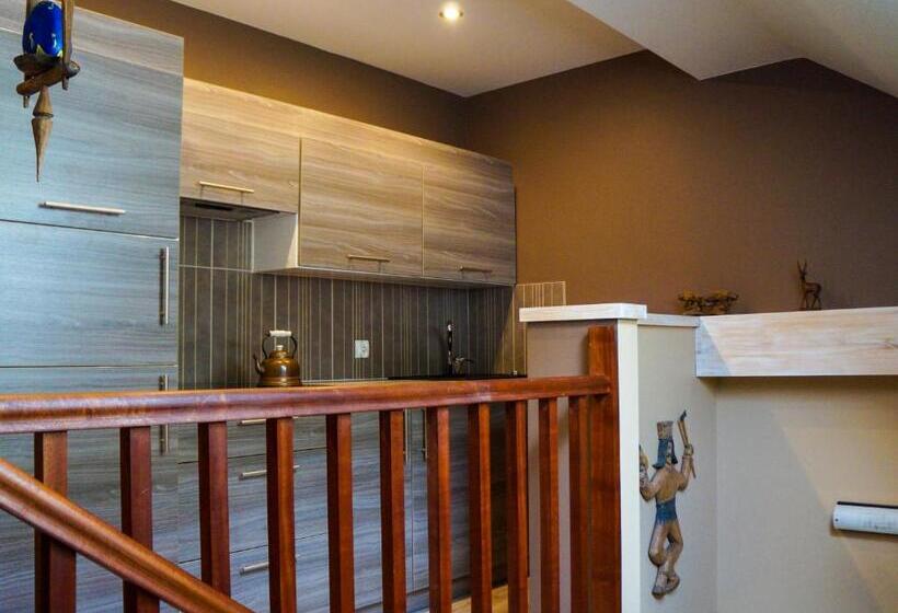 带1个卧室的带阳台的公寓, Willa Pod Bukami