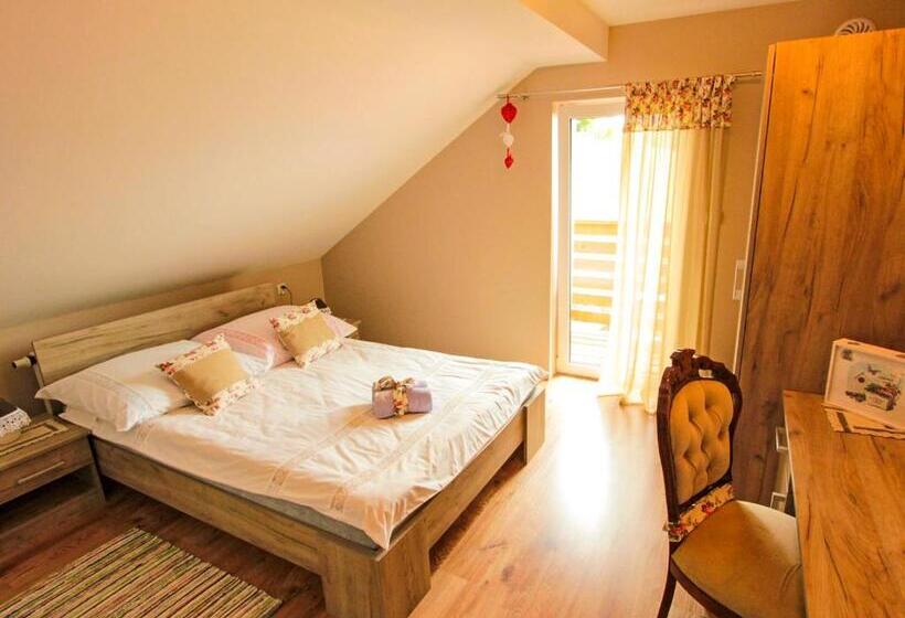 标准间带阳台, Willa Pod Bukami