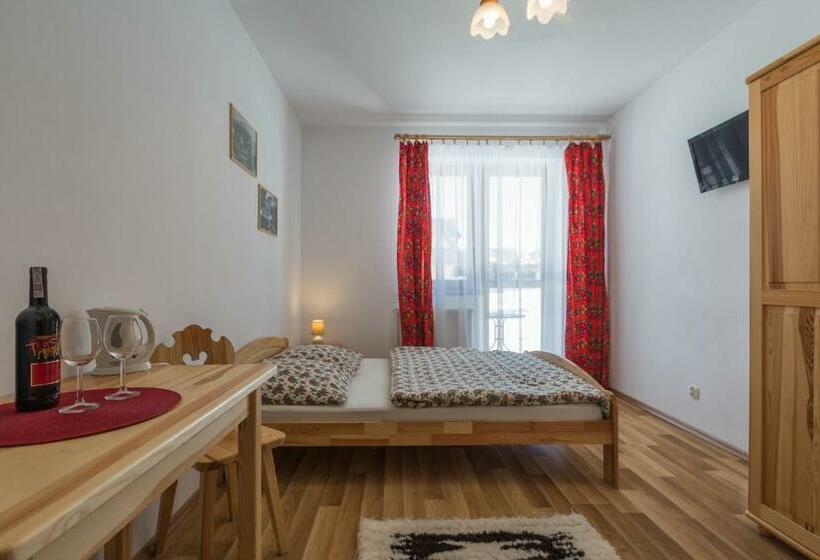 标准间, Willa W Dolinie Cichej Wody