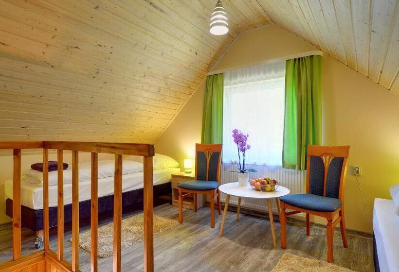 בקתת חדר, Pensjonat Olympia