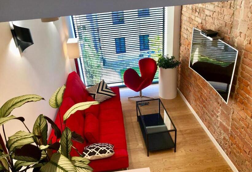 آپارتمان 2 خوابه, 77