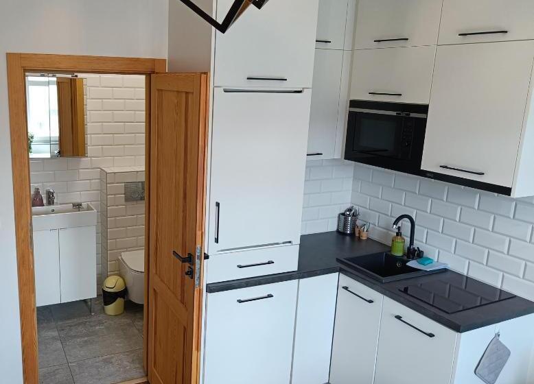 آپارتمان 1 خوابه, Blues Rooms