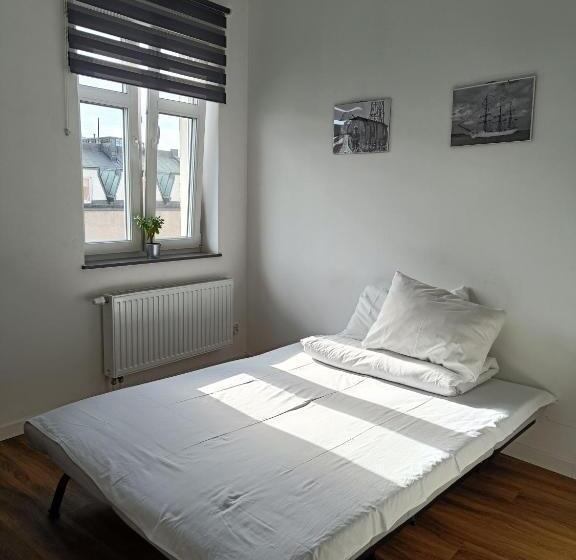 استودیوی استاندارد, Blues Rooms