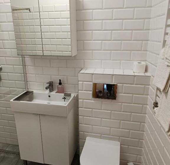 استودیو خانوادگی, Blues Rooms