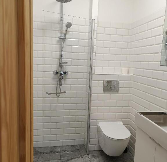 استودیو خانوادگی, Blues Rooms