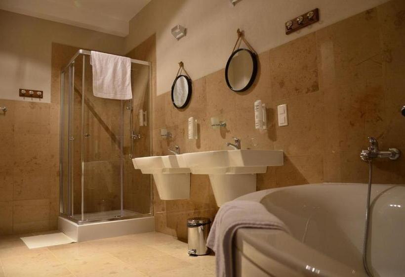 ２ベッドルームアパートメント, Centrum Konferencyjne Zamek