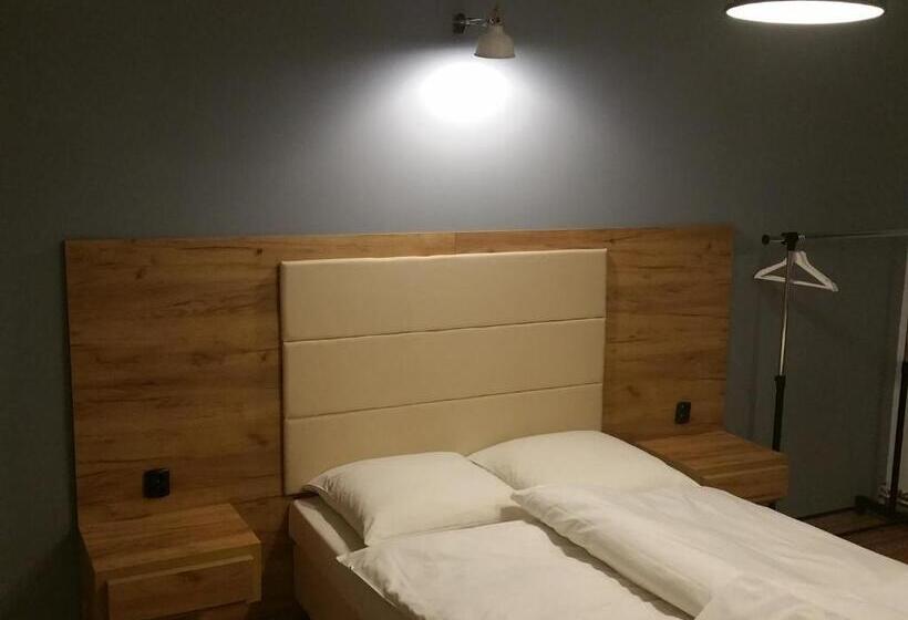 חדר קומפורט, Kaktus Guest House