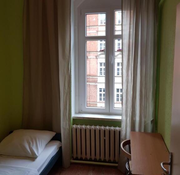 חדר סטנדרד יחיד חדר אמבטיה משותף, Kaktus Guest House