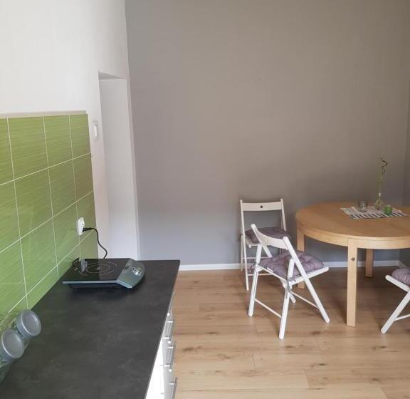 דירת חדר, Kaktus Guest House