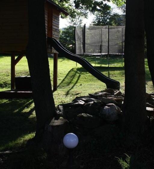 آپارتمان 1 خوابه, Dom Na Klonowym Wzgórzu