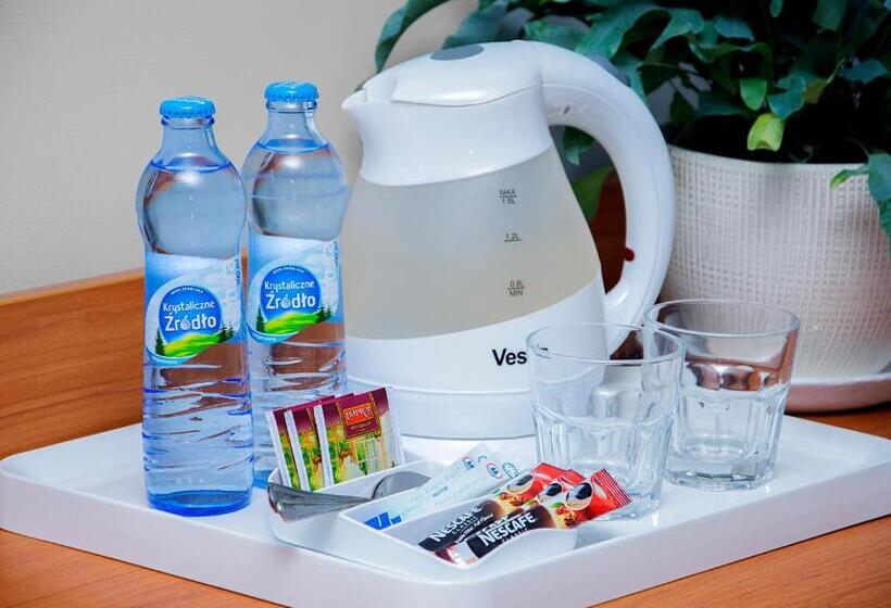 آپارتمان 1 خوابه, Hyrny