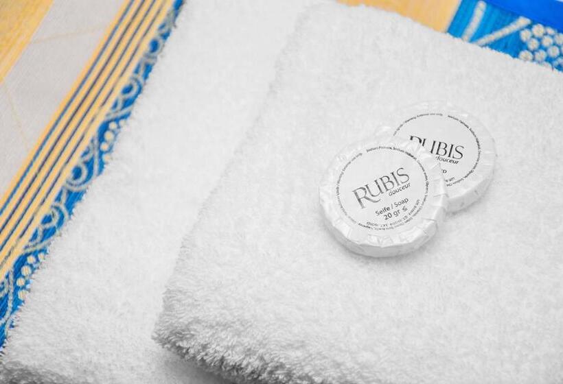 آپارتمان 1 خوابه, Hyrny