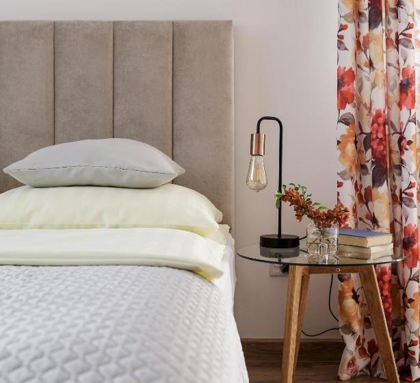 استودیوی استاندارد, Karina