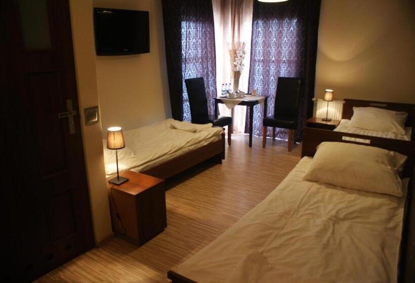 غرفة كومفورت, Noclegi M4