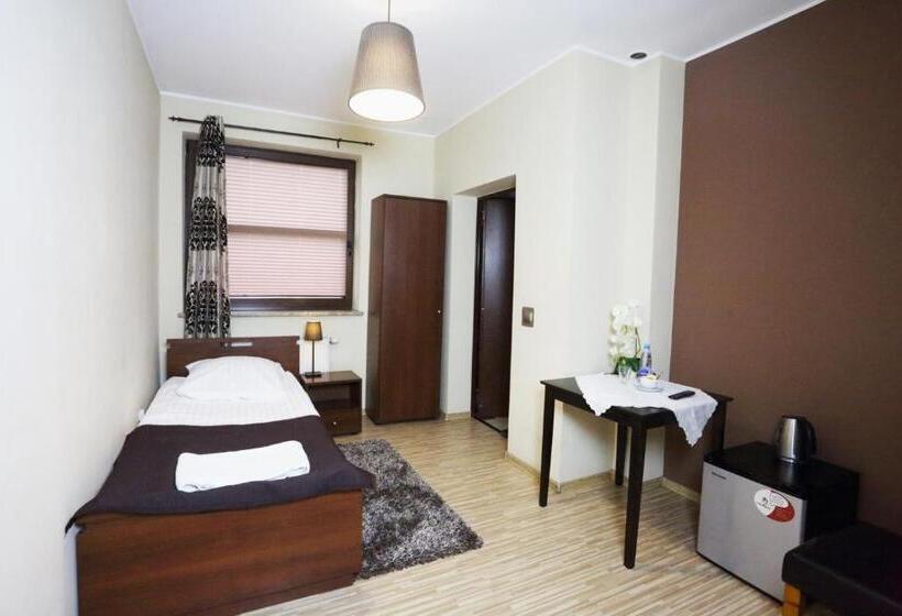 غرفة كومفورت فردية, Noclegi M4