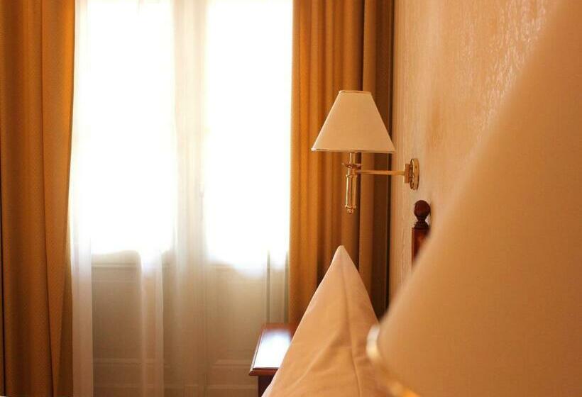 标准间, Rezydencja Willa Park & Restauracja