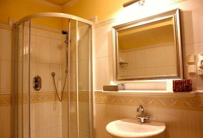 标准间, Rezydencja Willa Park & Restauracja