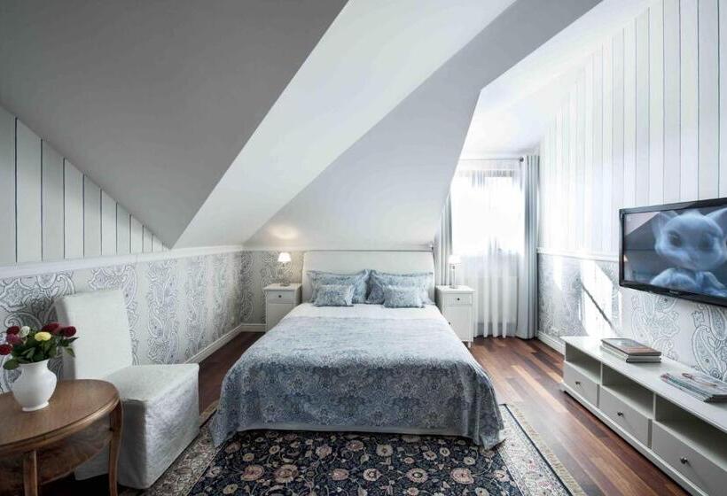 اتاق راحتی, Villa Victoria