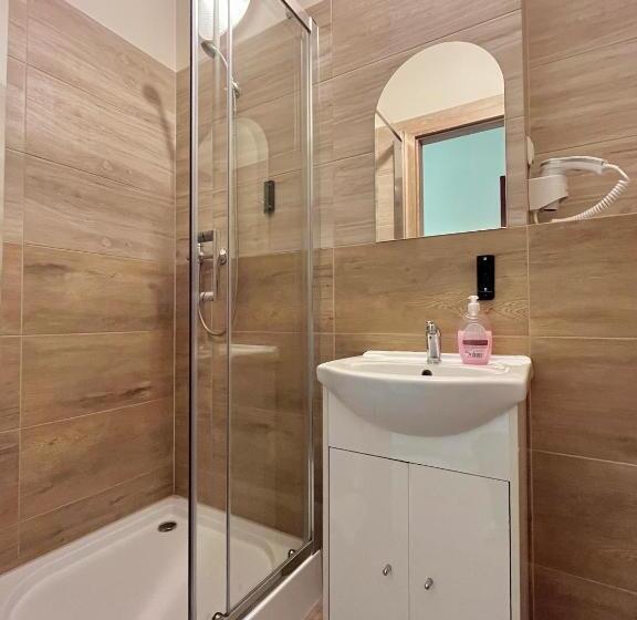 اتاق استاندارد یک نفره, Hostel Dv Morski   Z Prywatnymi łazienkami