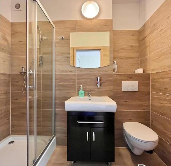 اتاق استاندارد سه نفره, Hostel Dv Morski   Z Prywatnymi łazienkami