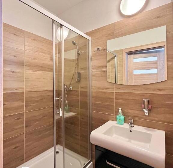 اتاق استاندارد چهار تخته, Hostel Dv Morski   Z Prywatnymi łazienkami