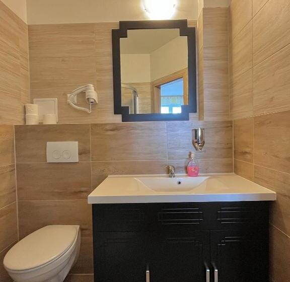 اتاق استاندارد سه نفره, Hostel Dv Morski   Z Prywatnymi łazienkami