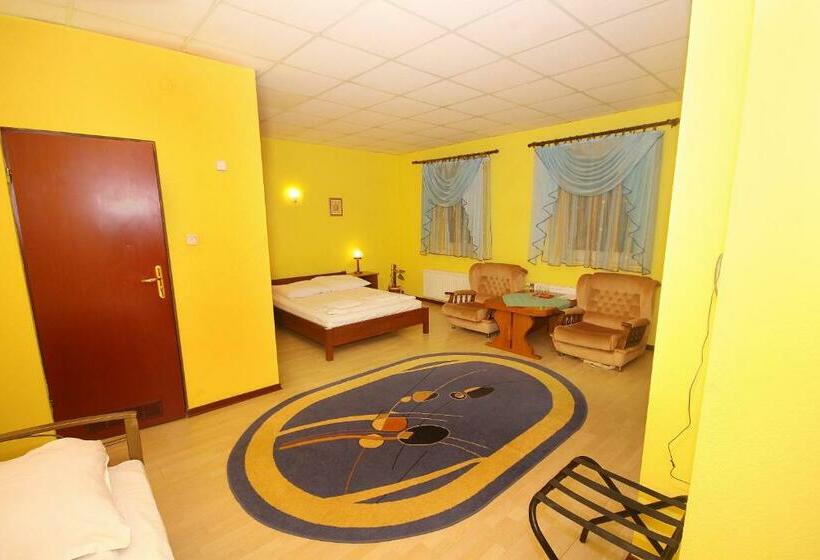 Номер Стандарт Трехместный, Baltazar